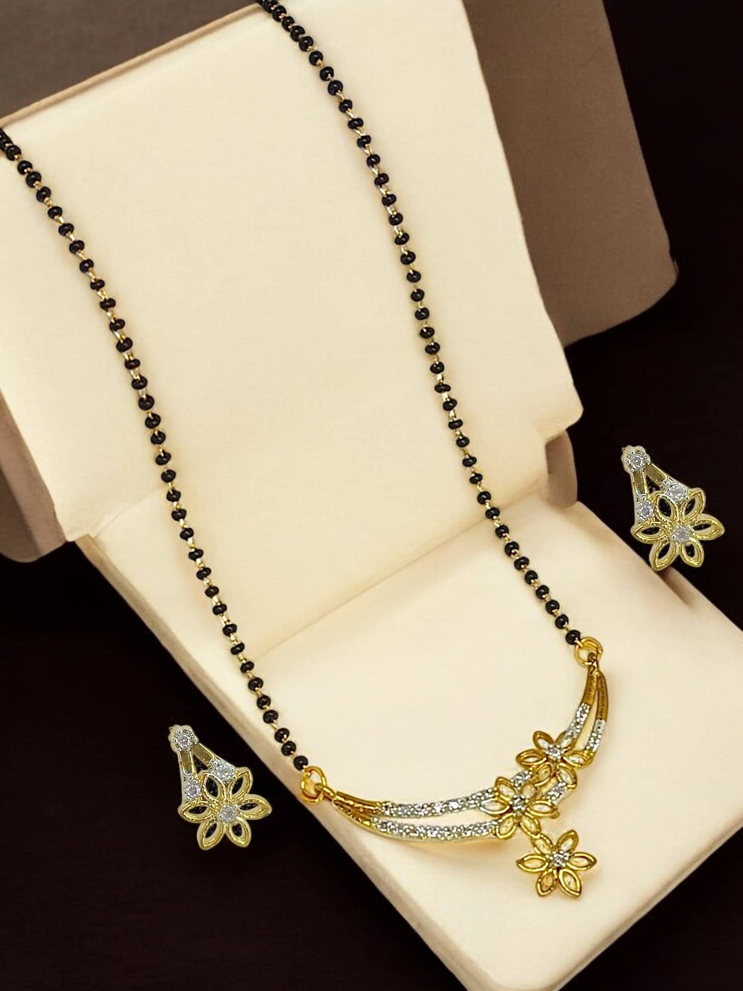     			9blings Yellow Mangalsutra Set ( Pack of 1 )