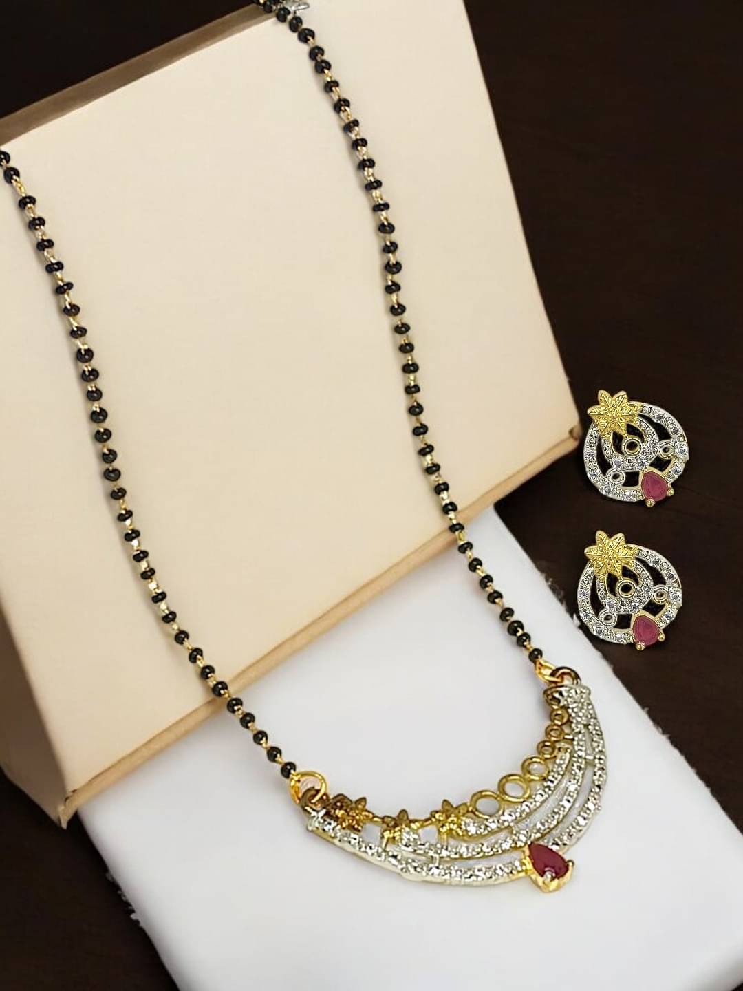     			9blings Yellow Mangalsutra Set ( Pack of 1 )