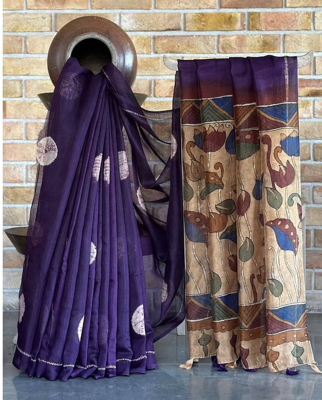     			A TO Z CART Linen Embellished Paithani Sarees With Unstitched Blouse Piece ( Purple )