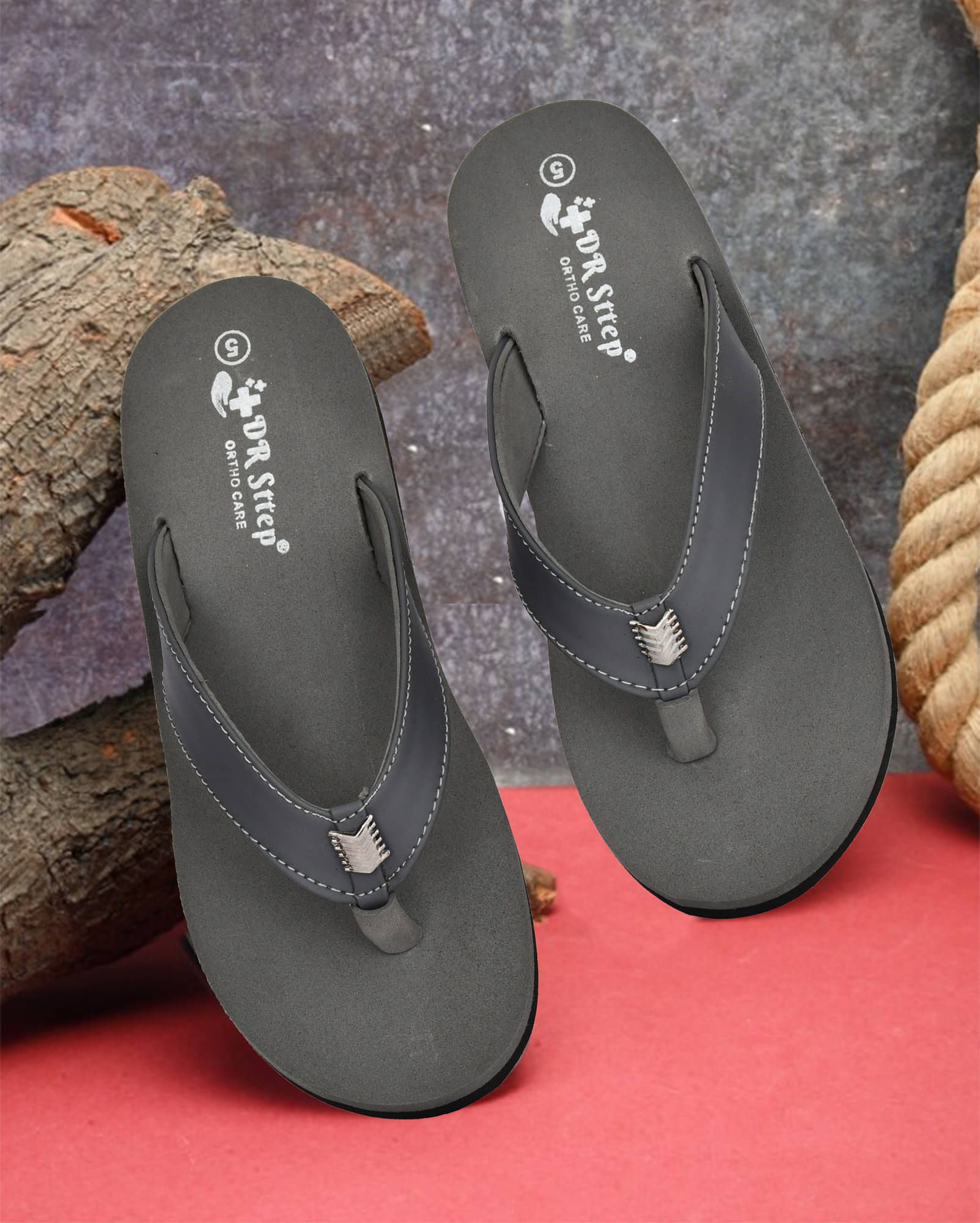     			DOCTOR STEP Grey Women's Slipper