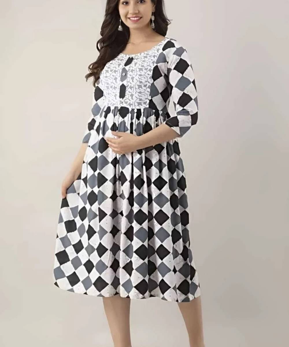 First Affair Multicolor Viscose Women's Maternity Dress ( Pack of 1 ) First Affair Multicolor Viscose Women's Maternity Dress ( Pack of 1 )