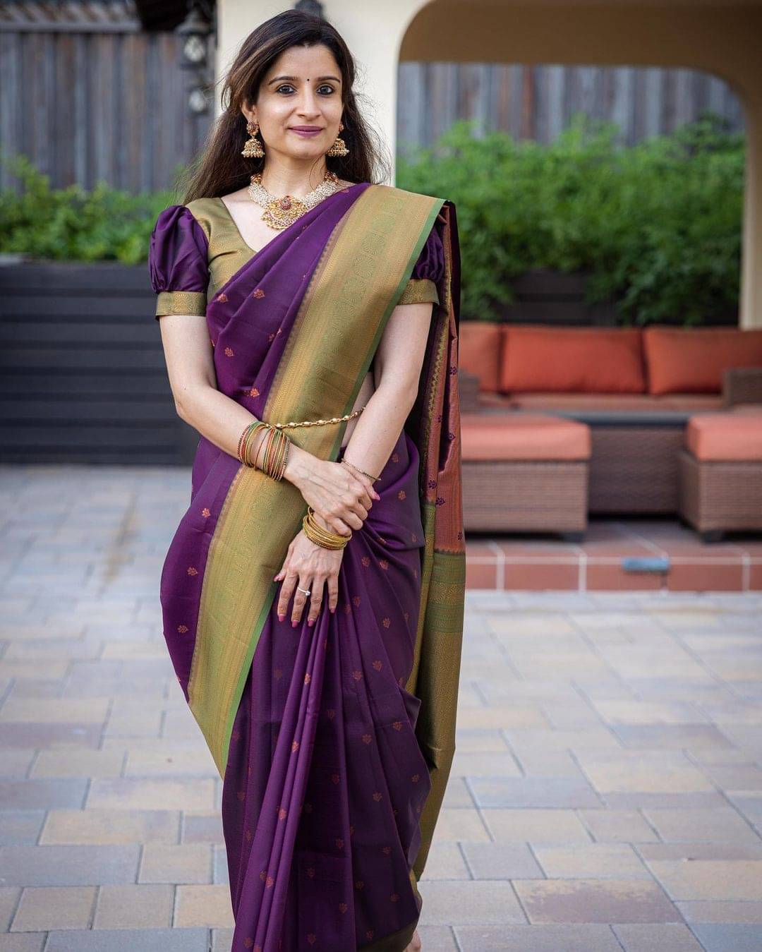 ISARA Art Silk Solid Banarasi saree With Unstitched Blouse Piece ( Wine ) ISARA Art Silk Solid Banarasi saree With Unstitched Blouse Piece ( Wine )
