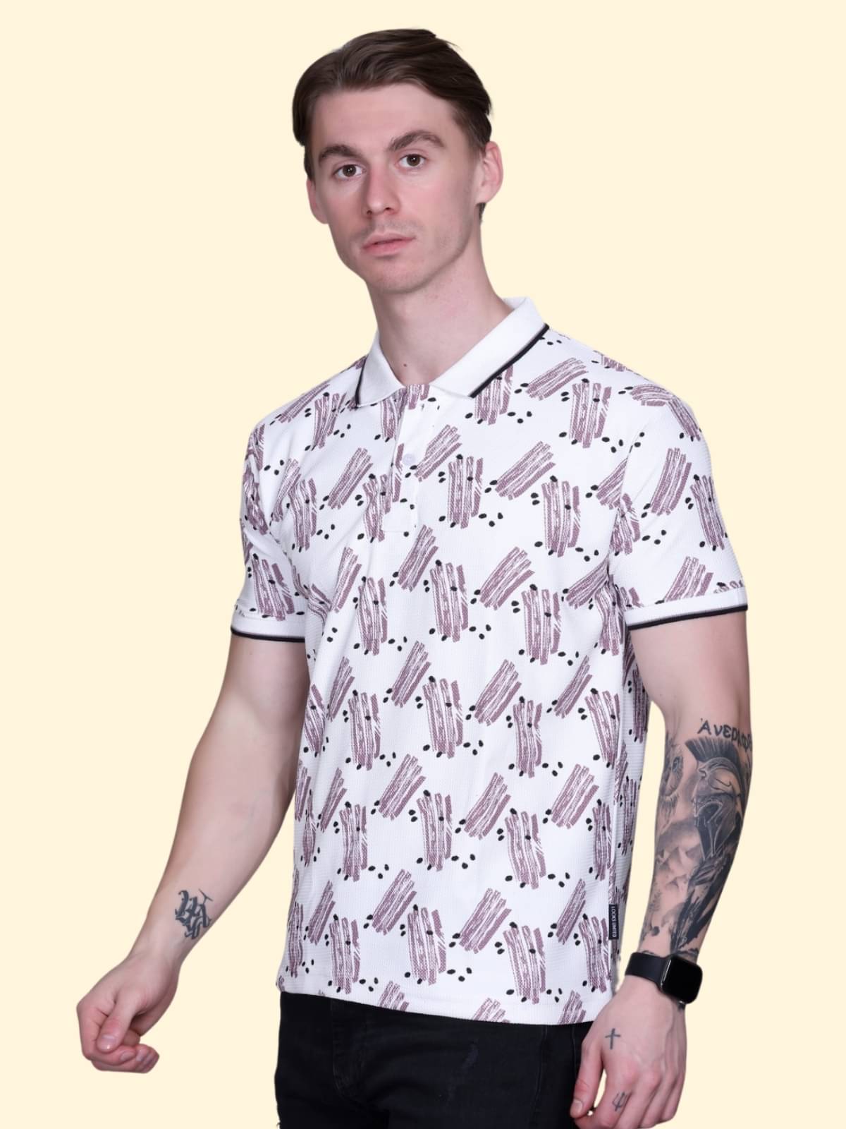 Looks United Men Cotton Blend Regular Fit Printed Polo T Shirt ( PINK )     			Looks United Men Cotton Blend Regular Fit Printed Polo T Shirt ( PINK )