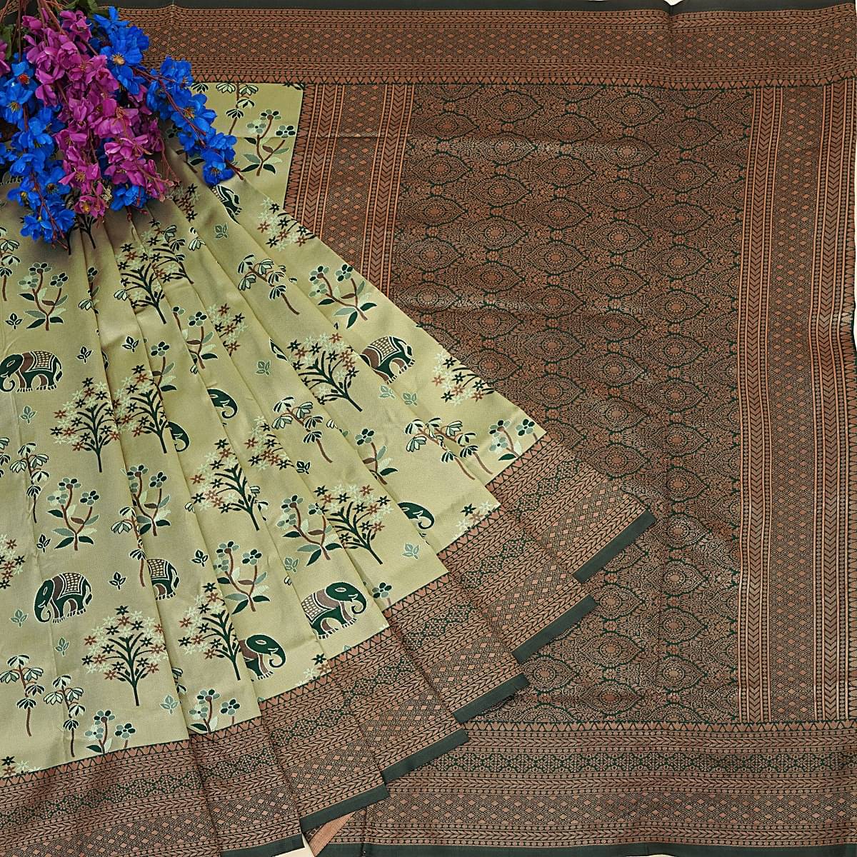 Semore Art Silk Embellished Banarasi saree With Unstitched Blouse Piece ( Beige ) Semore Art Silk Embellished Banarasi saree With Unstitched Blouse Piece ( Beige )