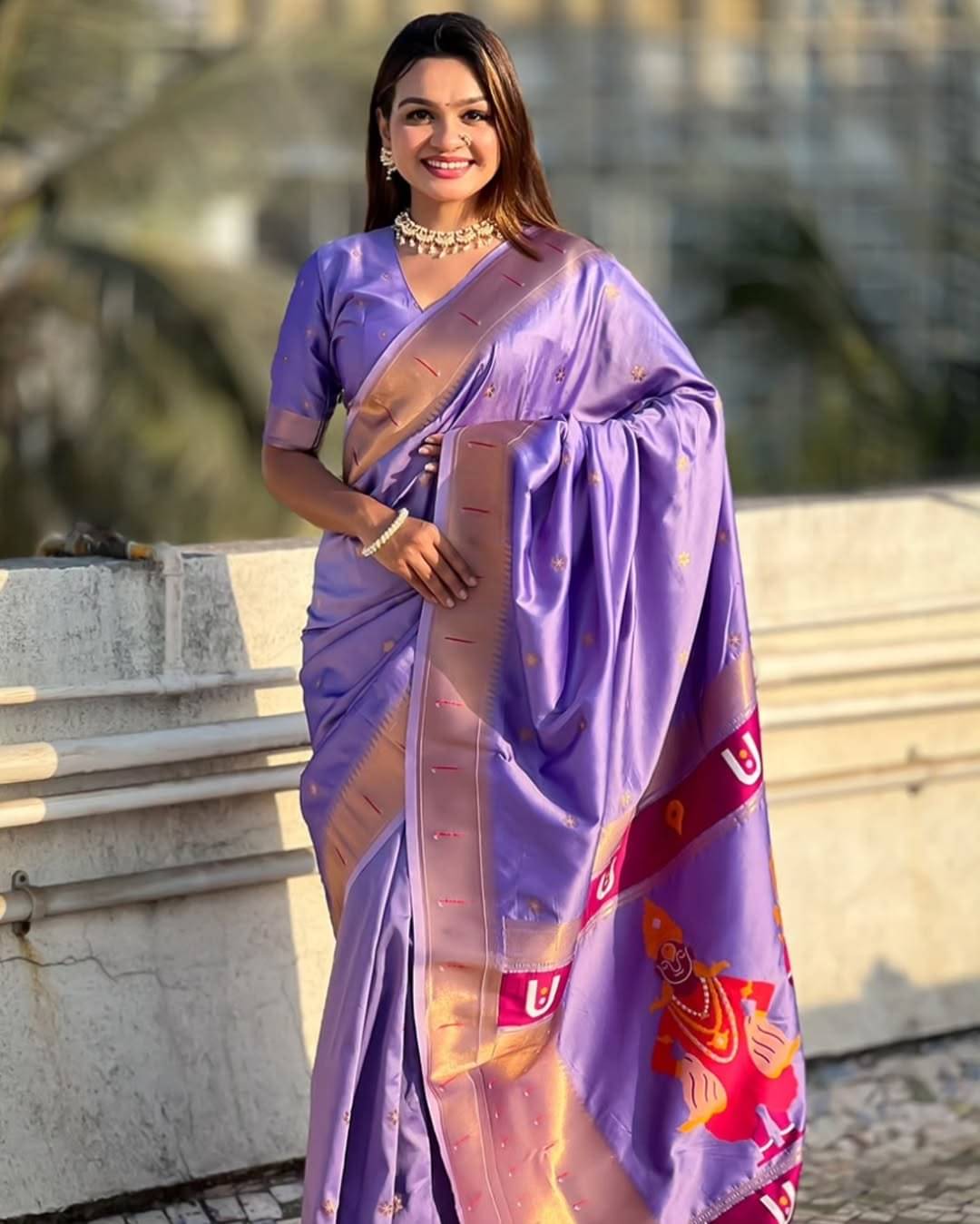 Semore Art Silk Solid Paithani Sarees With Unstitched Blouse Piece ( Lavender ) Semore Art Silk Solid Paithani Sarees With Unstitched Blouse Piece ( Lavender )
