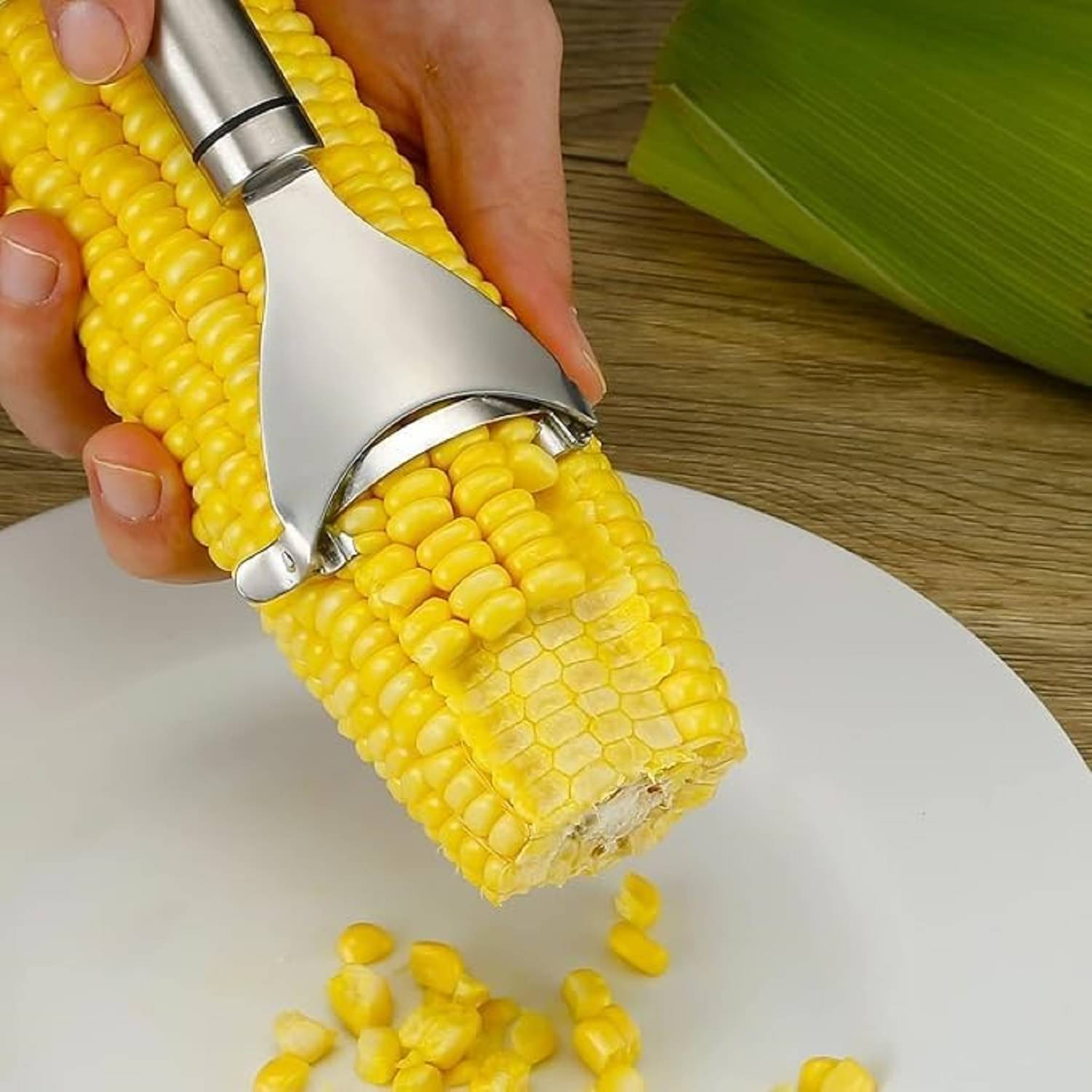    			Stainless Steel Corn Peeler with Ergonomic Ultra Sharp Blades for Effortless Kernel Removal | Stripper Corn Remover Cutter Peeler (Silver)