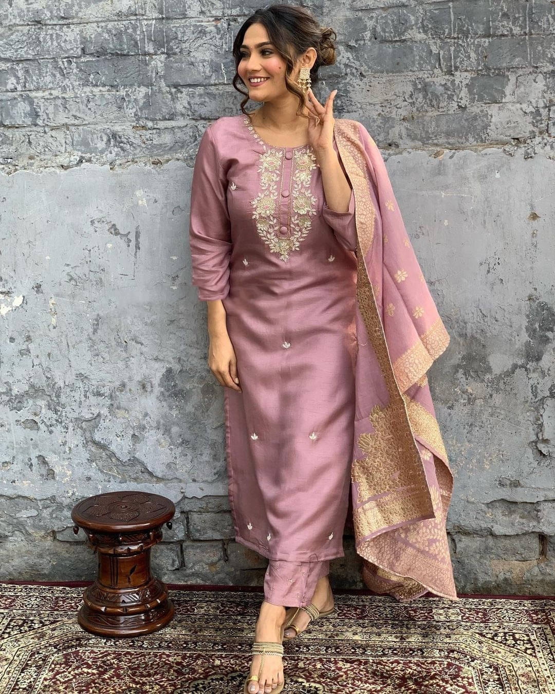 THE52 Women Viscose Embroidered Straight Kurti With Pants ( Pink )     			THE52 Women Viscose Embroidered Straight Kurti With Pants ( Pink )