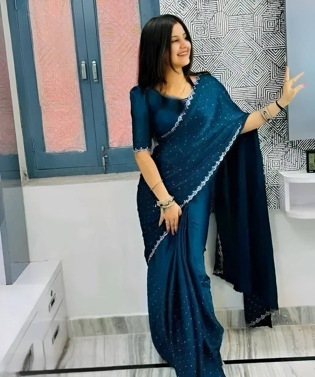     			V FANCY Chiffon Solid Kanjeevaram Sarees With Stitched Blouse ( Green )