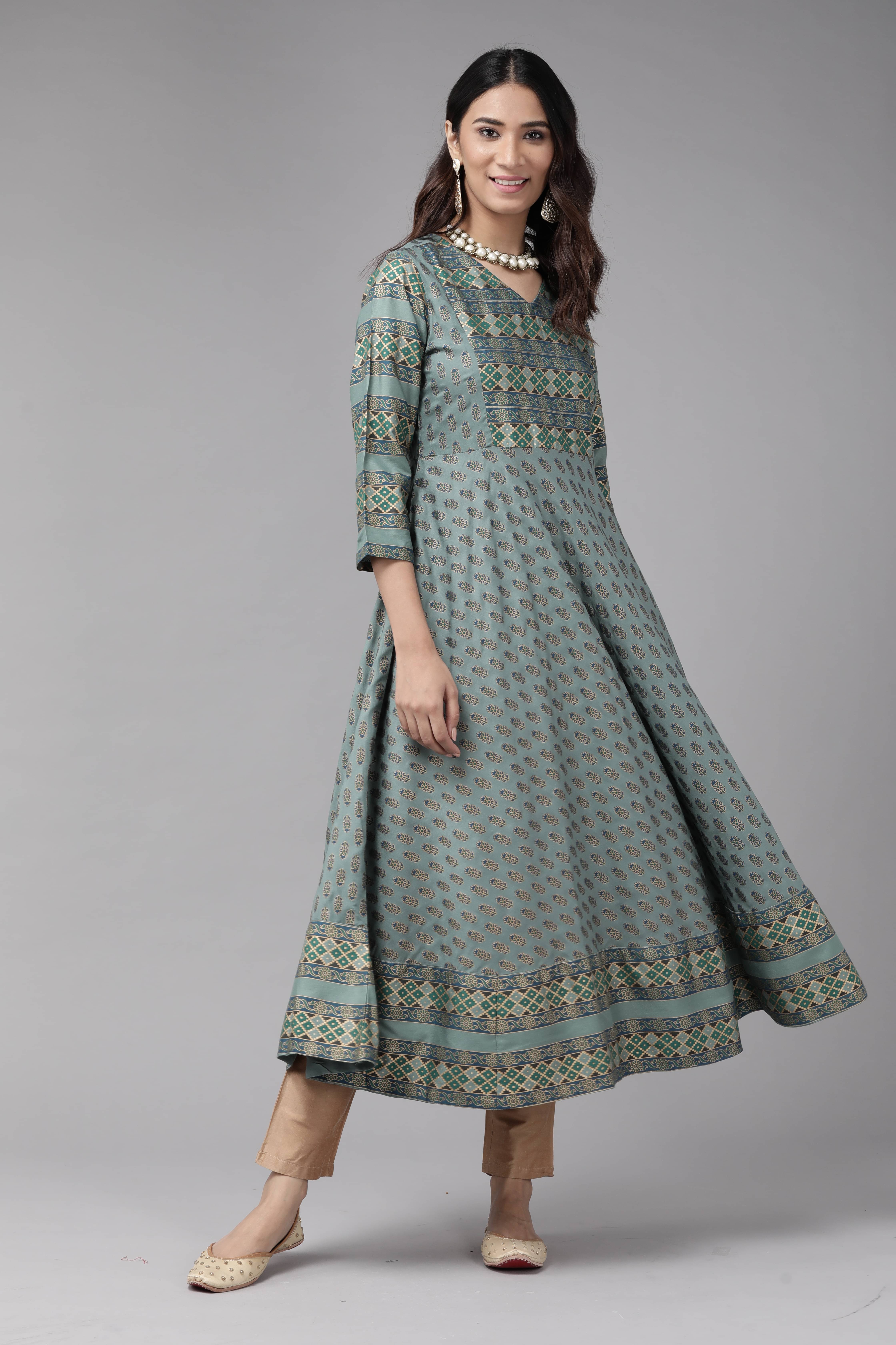     			Yash Gallery Women Rayon Printed Flared Kurti ( Green )