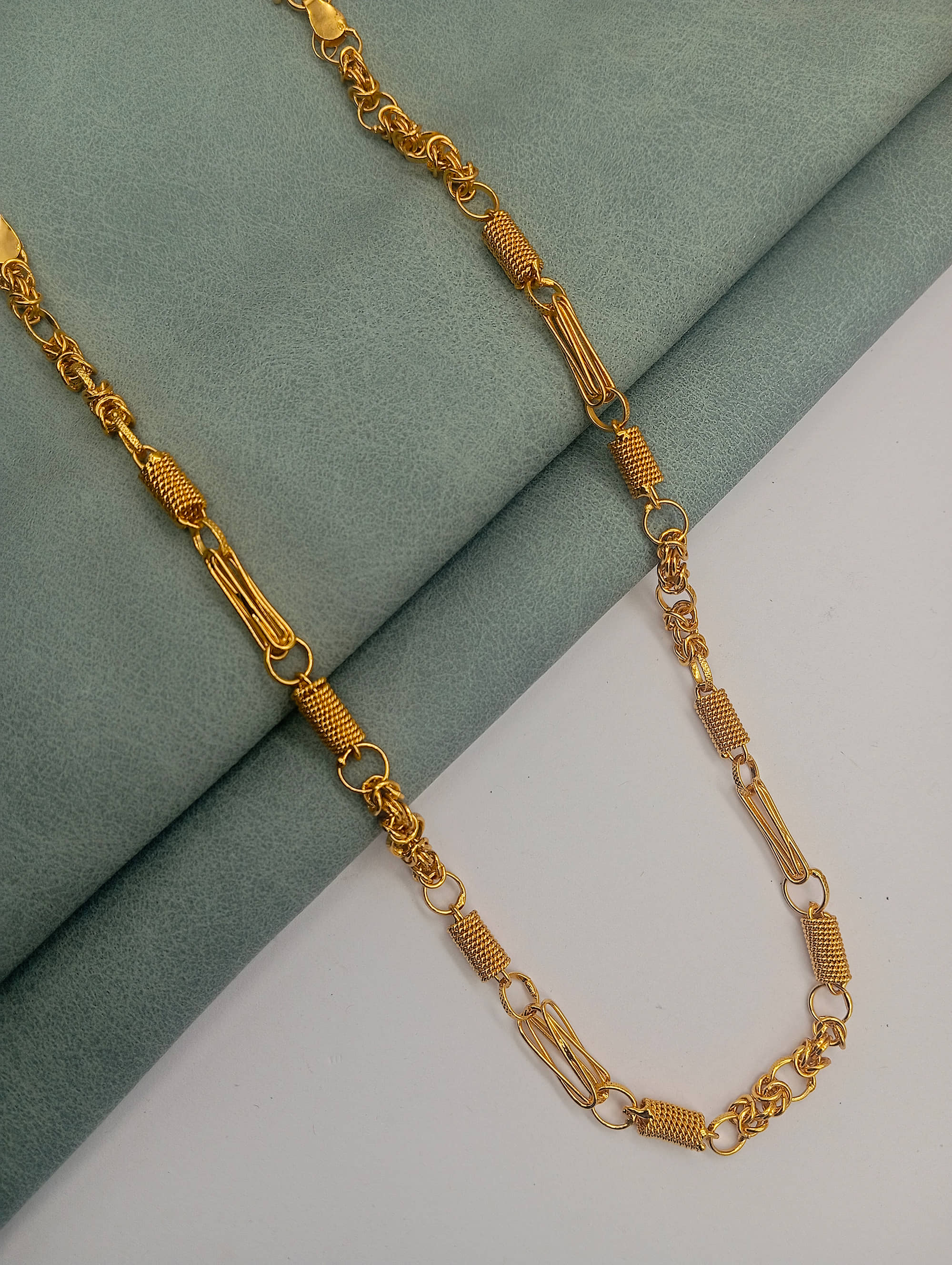 H M PRODUCT Gold Plated Chain ( Set of 1 )