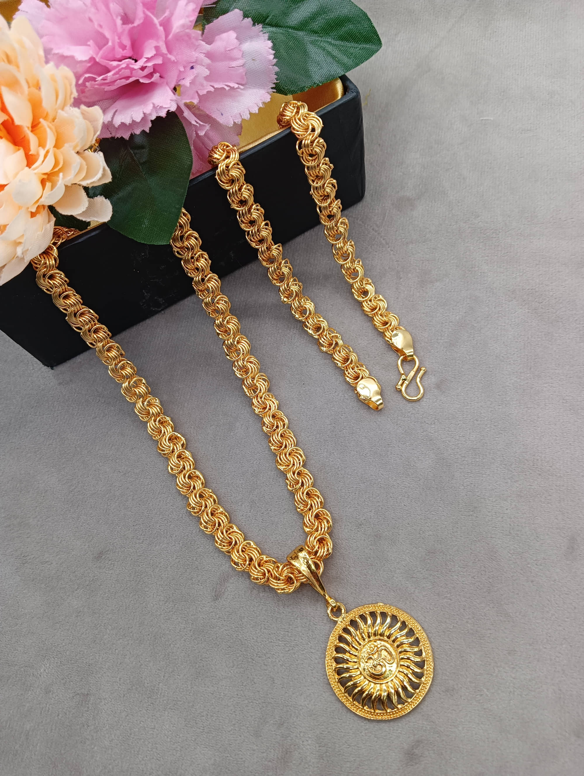 KRIMO gold palted chain pendent -100170