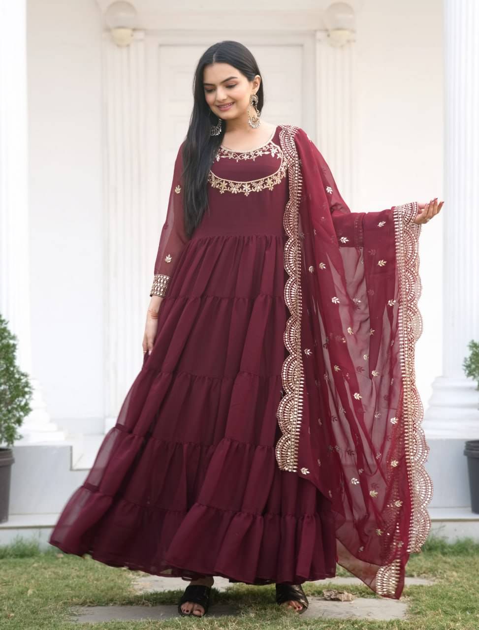     			THE52 Women Georgette Embroidered Straight Kurti With Pants ( Maroon )