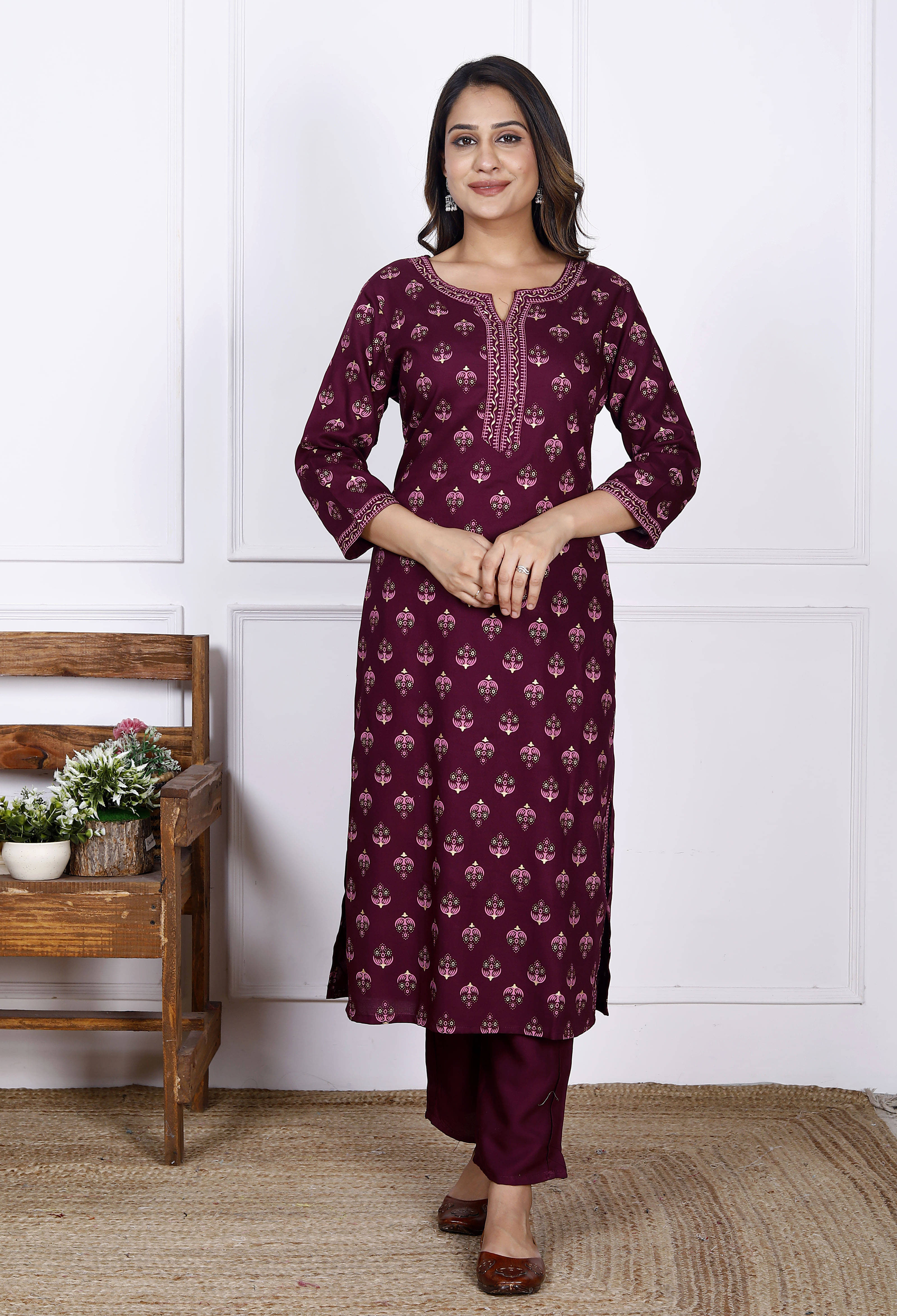     			VESHVITI Women Rayon Printed A-line Kurti With Pants ( Purple )