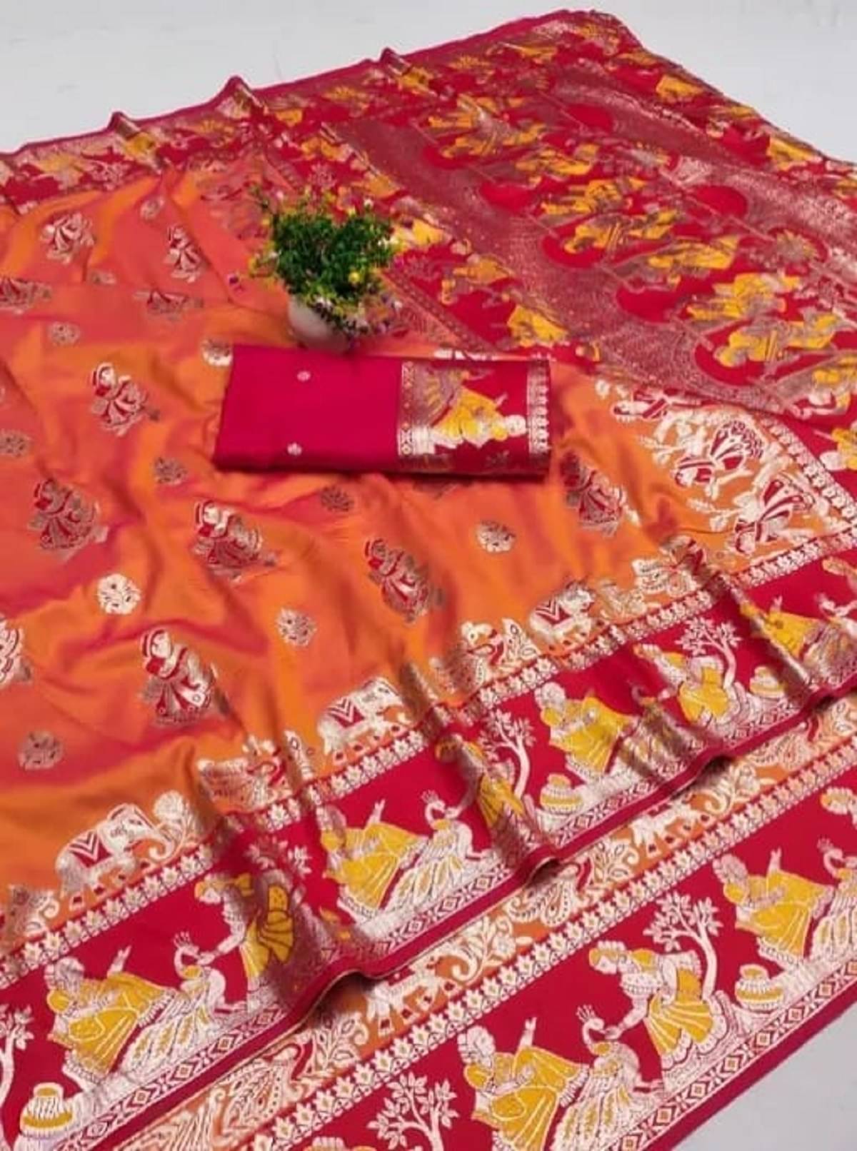 KALIPATRA Art Silk Solid Baluchari Saree With Unstitched Blouse Piece ( Orange ) KALIPATRA Art Silk Solid Baluchari Saree With Unstitched Blouse Piece ( Orange )