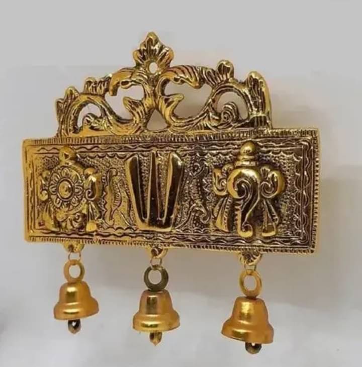     			Metal shanka chakra gada