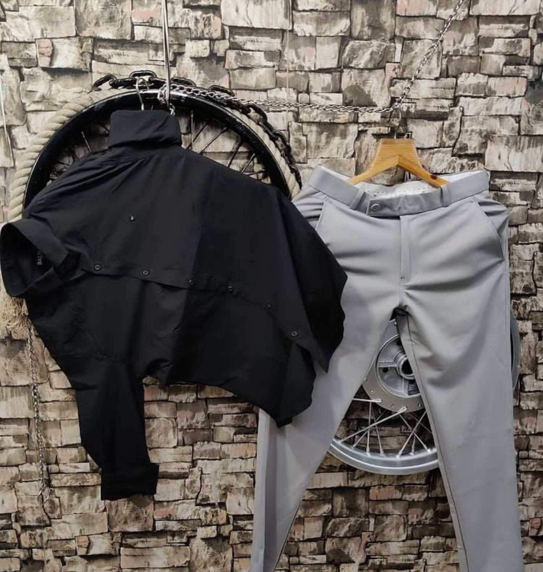Shiv Sales Black Cotton Blend Regular Fit Men's Tracksuit ( Pack of 1 ) Shiv Sales Black Cotton Blend Regular Fit Men's Tracksuit ( Pack of 1 )
