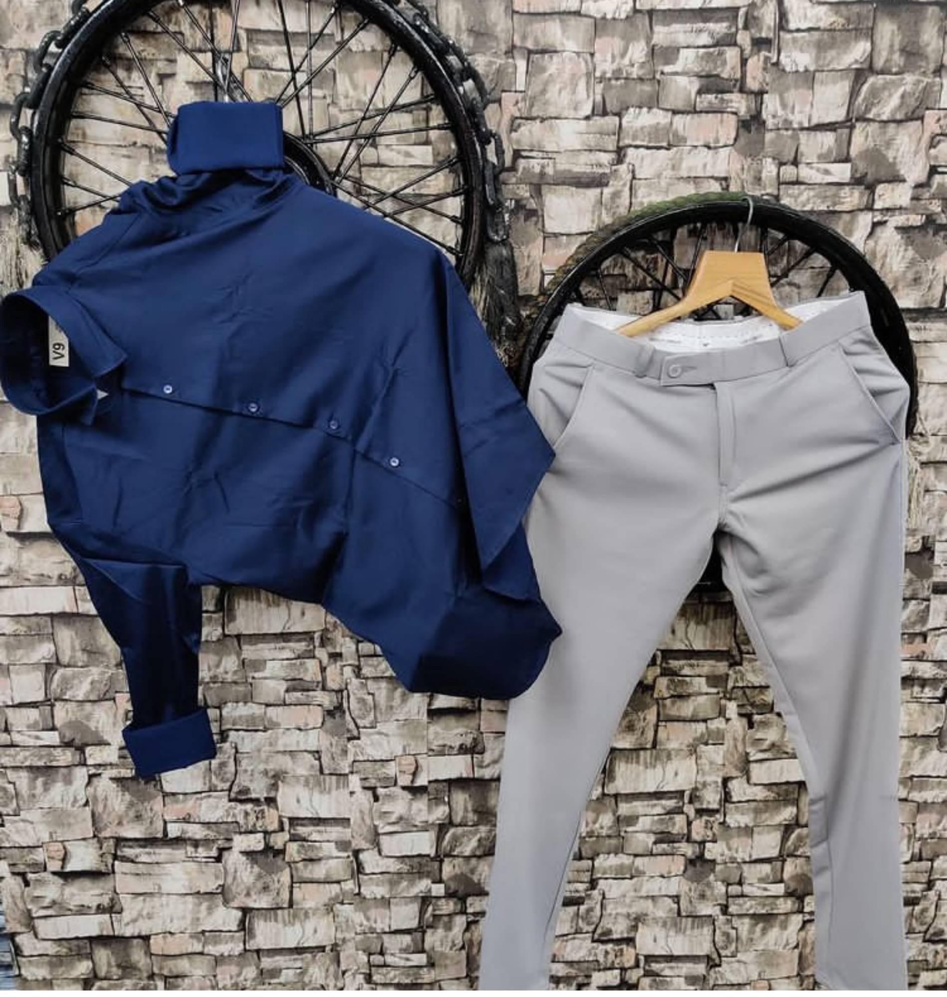     			Shiv Sales Blue Cotton Blend Regular Fit Men's Tracksuit ( Pack of 1 )