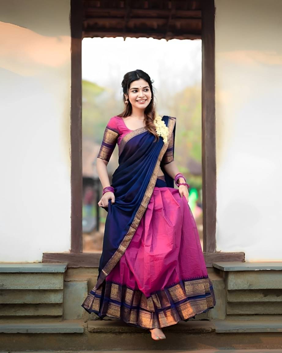     			A TO Z CART Art Silk Solid Paithani Sarees With Unstitched Blouse Piece ( Rani )
