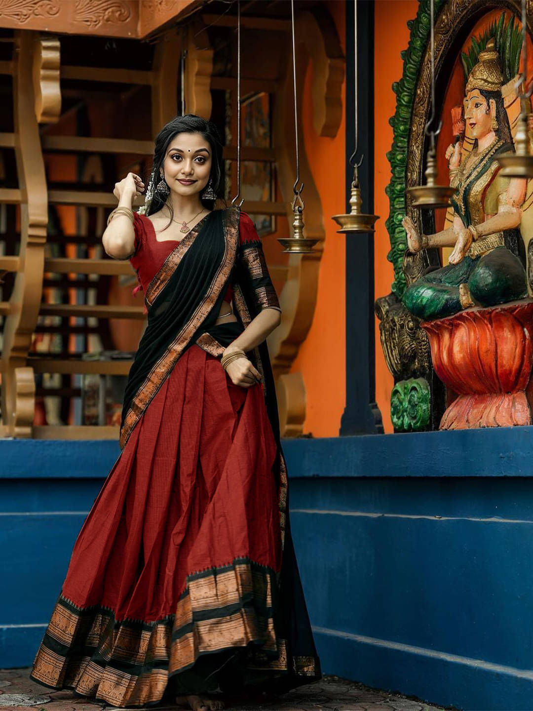     			JULEE Art Silk Solid Paithani Sarees With Unstitched Blouse Piece ( Red )