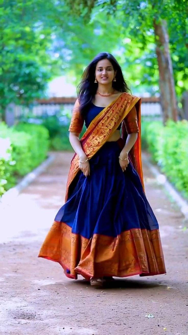     			JULEE Art Silk Solid Paithani Sarees With Unstitched Blouse Piece ( Blue )