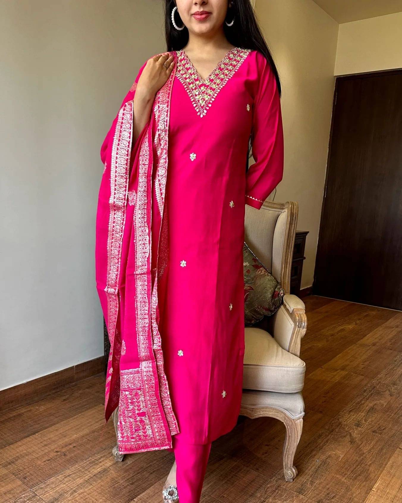 KC Kunj Creation Women Chanderi Embellished Straight Kurti With Pants ( Pink ) KC Kunj Creation Women Chanderi Embellished Straight Kurti With Pants ( Pink )