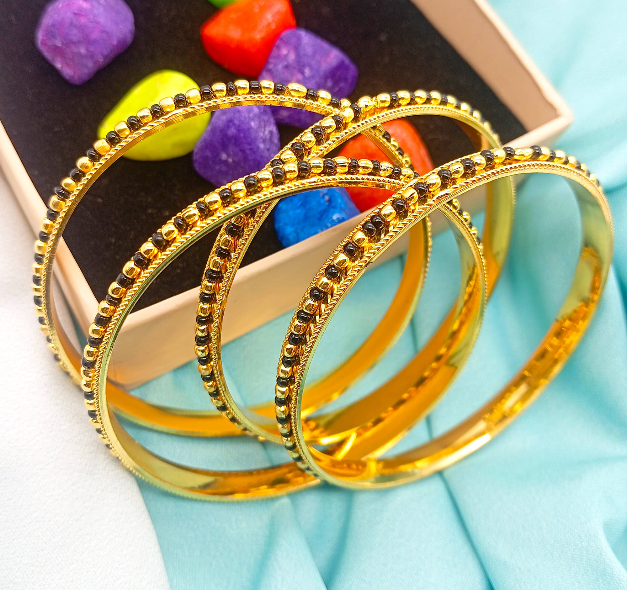 KRIMO Gold Bangle ( Pack of 1 ) KRIMO Gold Bangle ( Pack of 1 )