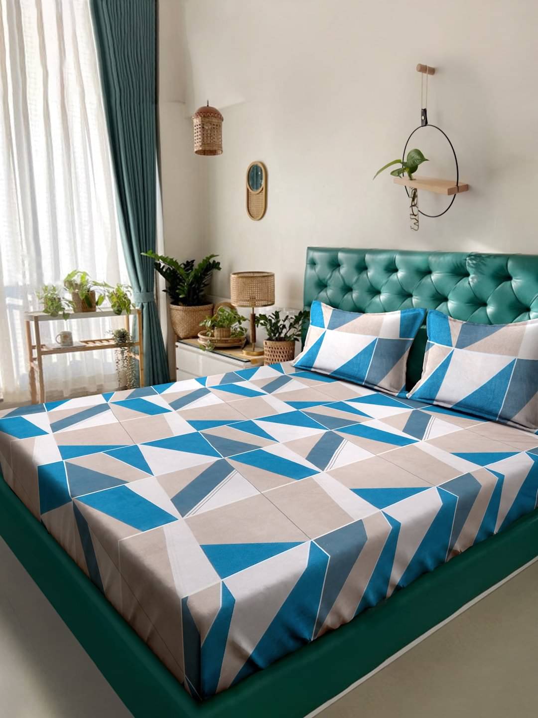 Klotthe Poly Cotton 1 Double King Bedsheet with 2 Pillow Covers ( Multicolor )     			Klotthe Poly Cotton 1 Double King Bedsheet with 2 Pillow Covers ( Multicolor )