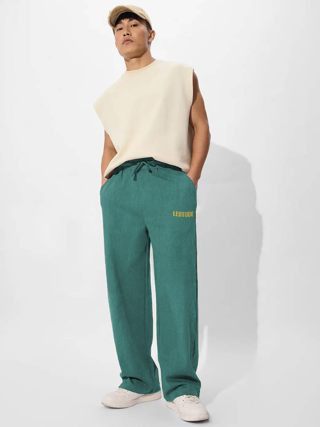     			Leotude Green Cotton Blend Men's Trackpants ( Pack of 1 )