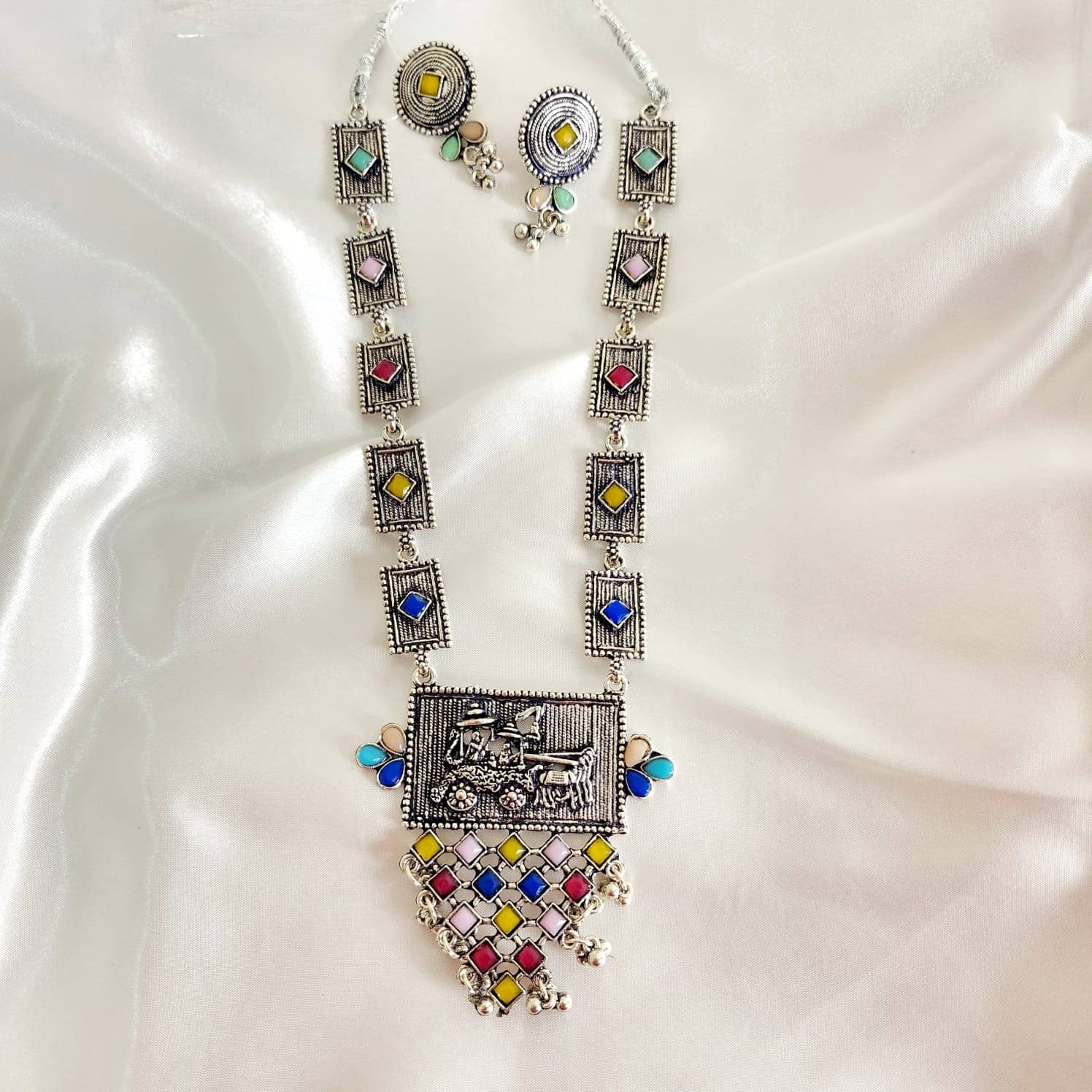 Piu Jewels Silver Oxidised Silver Necklace Set ( Pack of 1 )     			Piu Jewels Silver Oxidised Silver Necklace Set ( Pack of 1 )