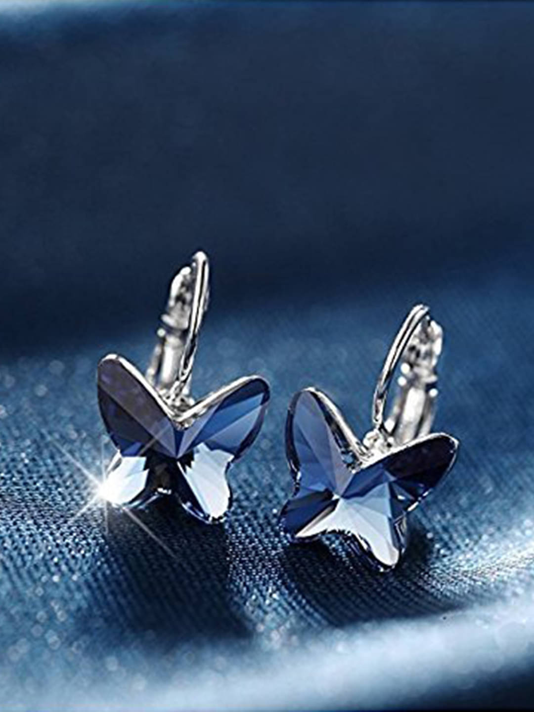     			YOUBELLA Blue Danglers Earrings ( Pack of 1 )
