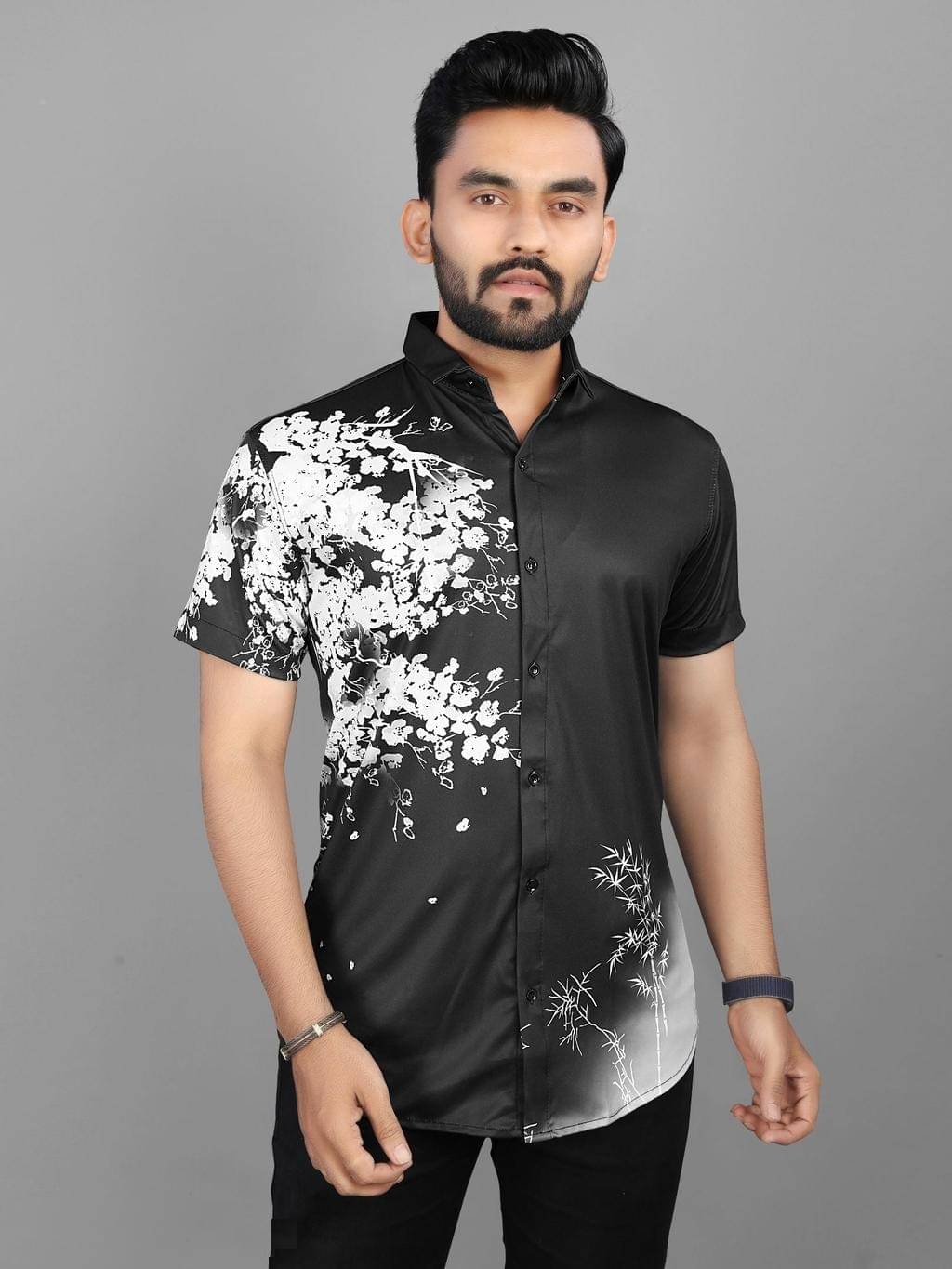     			Zonanza Polyester Regular Fit Printed Half Sleeves Men's Casual Shirt - Black ( Pack of 1 )