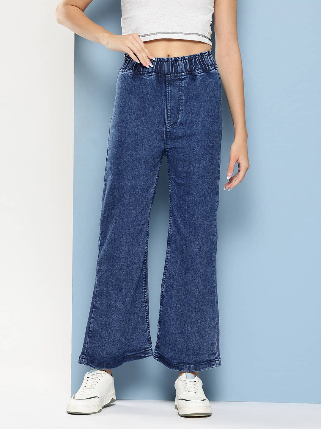     			Aarika Women Straight Fit Waist Jeans