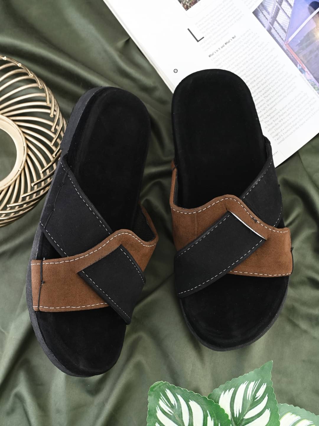     			Anjaneya Creations - Brown Men's Sandals