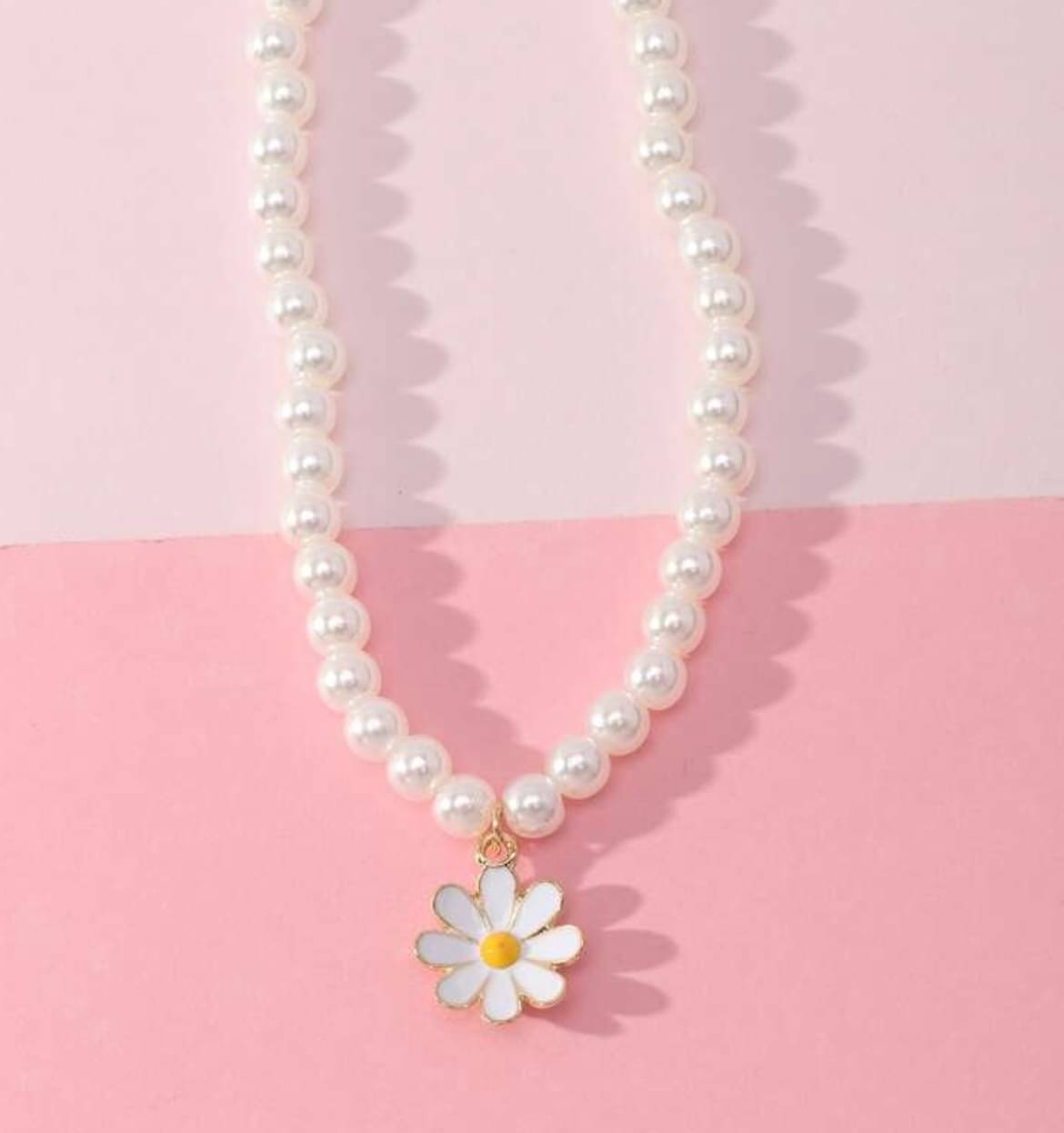     			Bead Jewel Off White Pearls Necklace ( Pack of 1 )