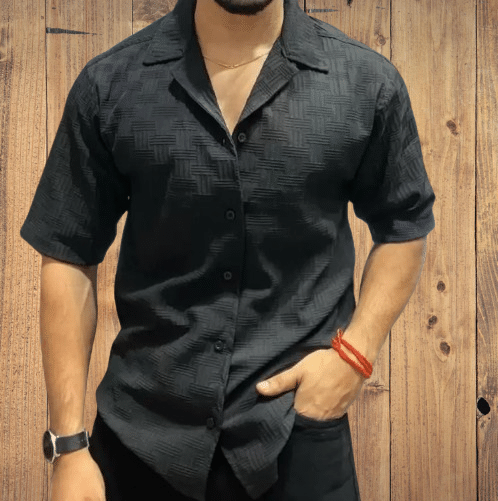     			DEARISE Cotton Blend Regular Fit Self Design Half Sleeves Men's Casual Shirt - Black ( Pack of 1 )