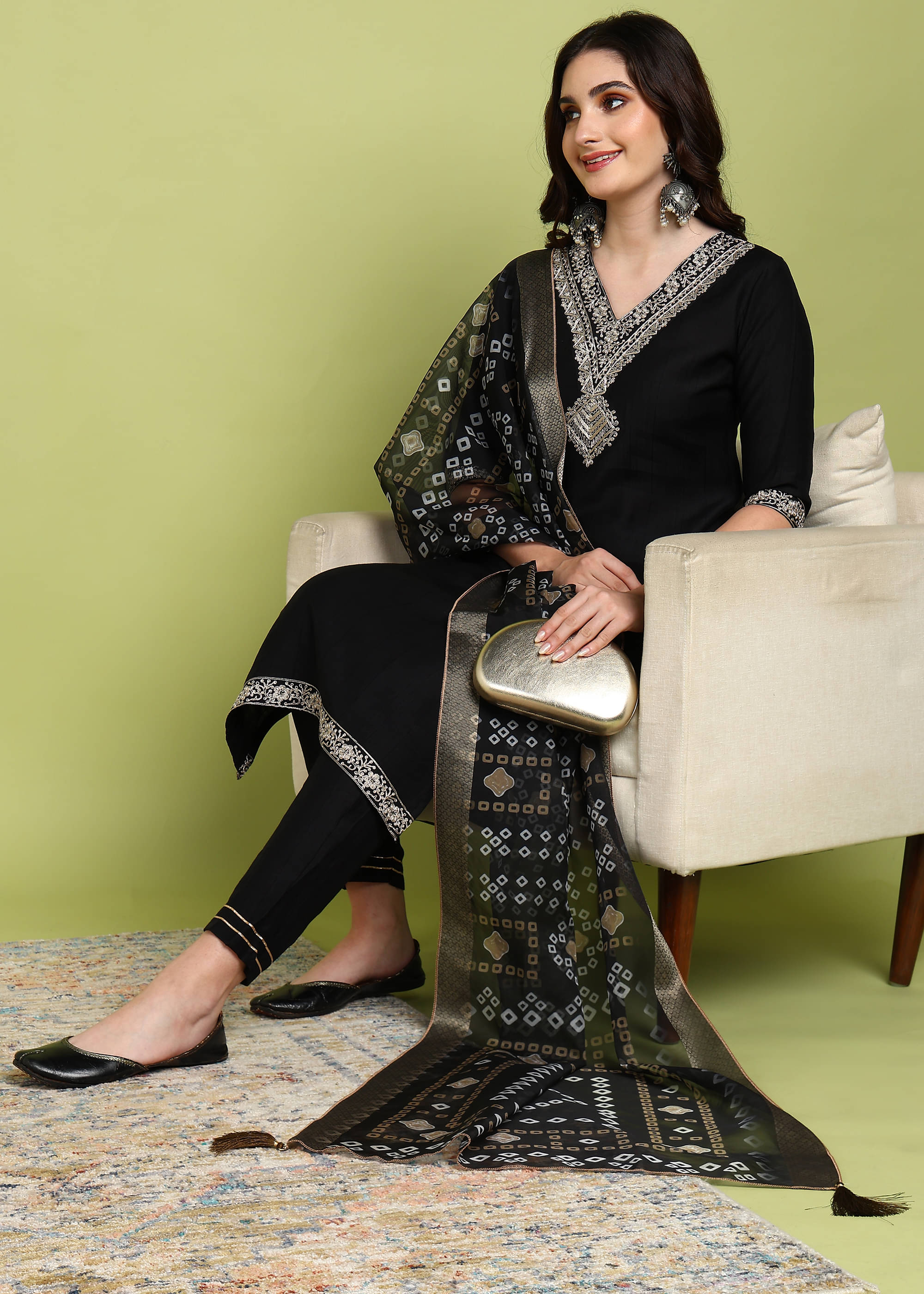     			Hiva Trendz Women Silk Blend Embroidered A-line Kurti With Pants ( Black )
