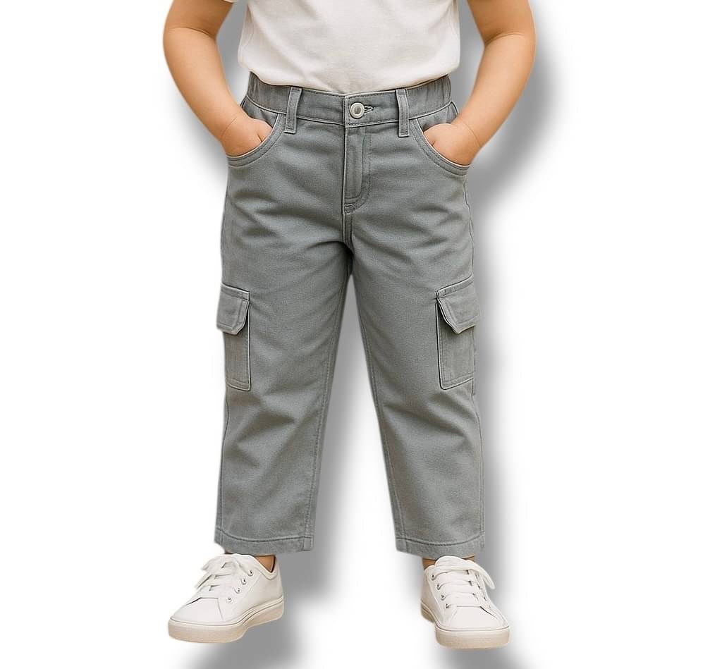     			ICONIC ME Girls Denim Jeans ( Pack of 1 , Grey )