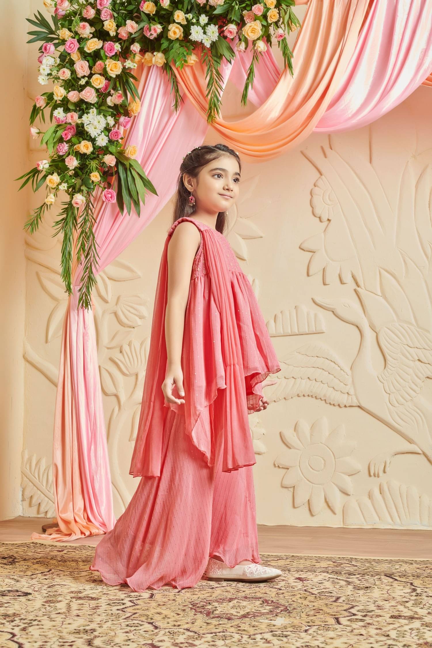     			MASTARANG Girls Sequin Kurti with Pants ( Pack of 1 , Pink )