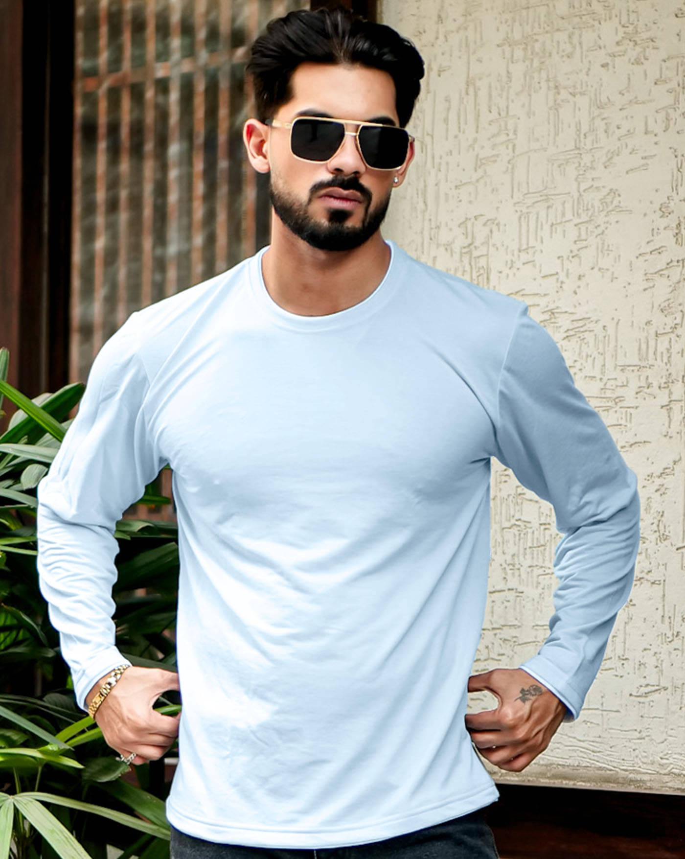 AUSK Men Cotton Blend Regular Fit Solid T-Shirt ( Sky Blue )     			AUSK Men Cotton Blend Regular Fit Solid T-Shirt ( Sky Blue )