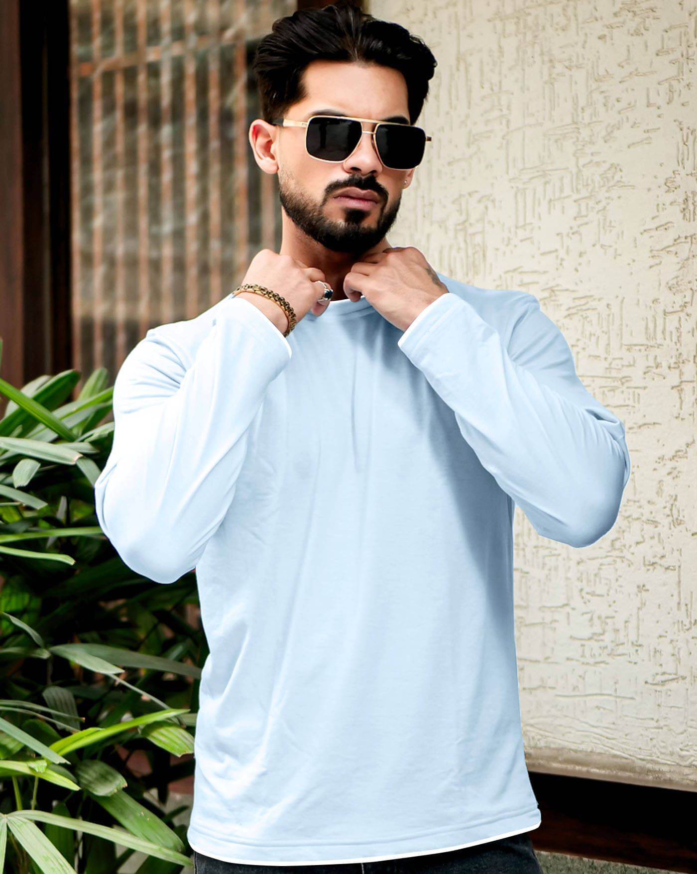 ENITOR Men Cotton Blend Regular Fit Solid T-Shirt ( Sky Blue ) ENITOR Men Cotton Blend Regular Fit Solid T-Shirt ( Sky Blue )