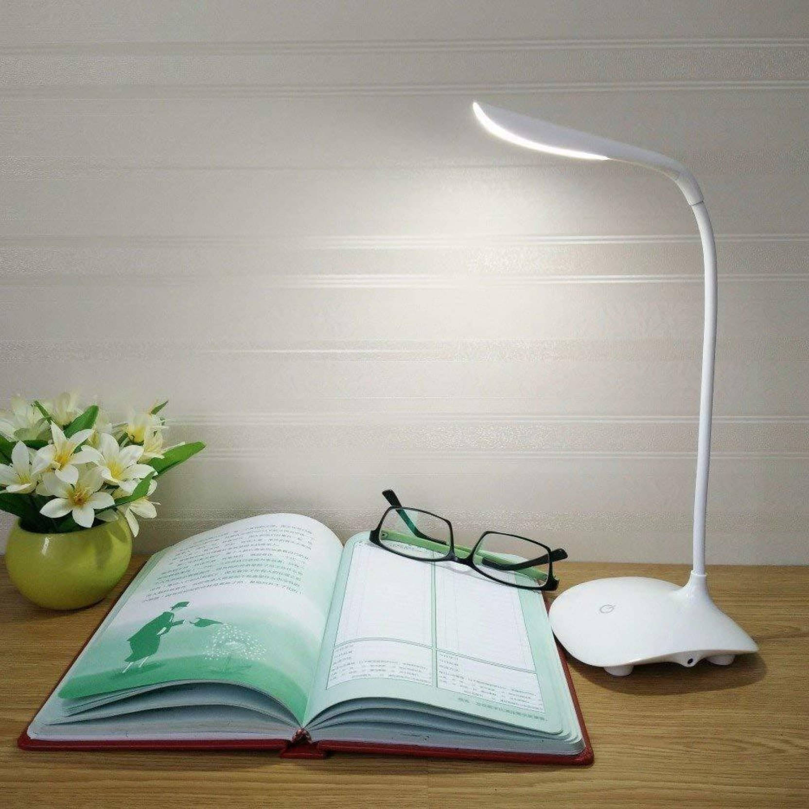     			FIVANIO White Study Table Lamp ( Pack of 1 )