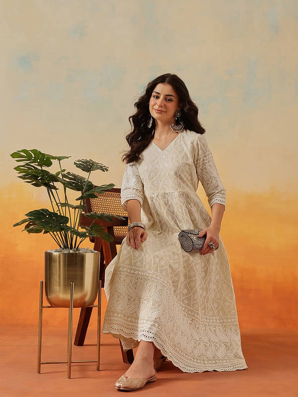     			Fembliss Women Cotton Embroidered Anarkali Kurti ( Off White )