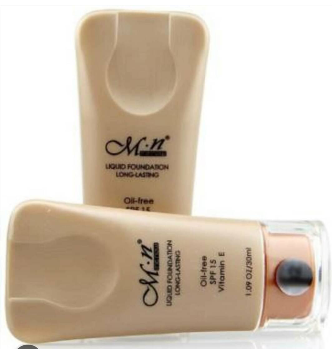     			Generic Matte Cream For All Skin Types Skin Light Foundation Pack of 2