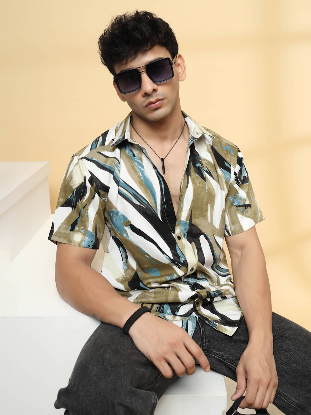     			Rigo Rayon Relaxed Fit Printed Half Sleeves Men's Casual Shirt - Khaki ( Pack of 1 )
