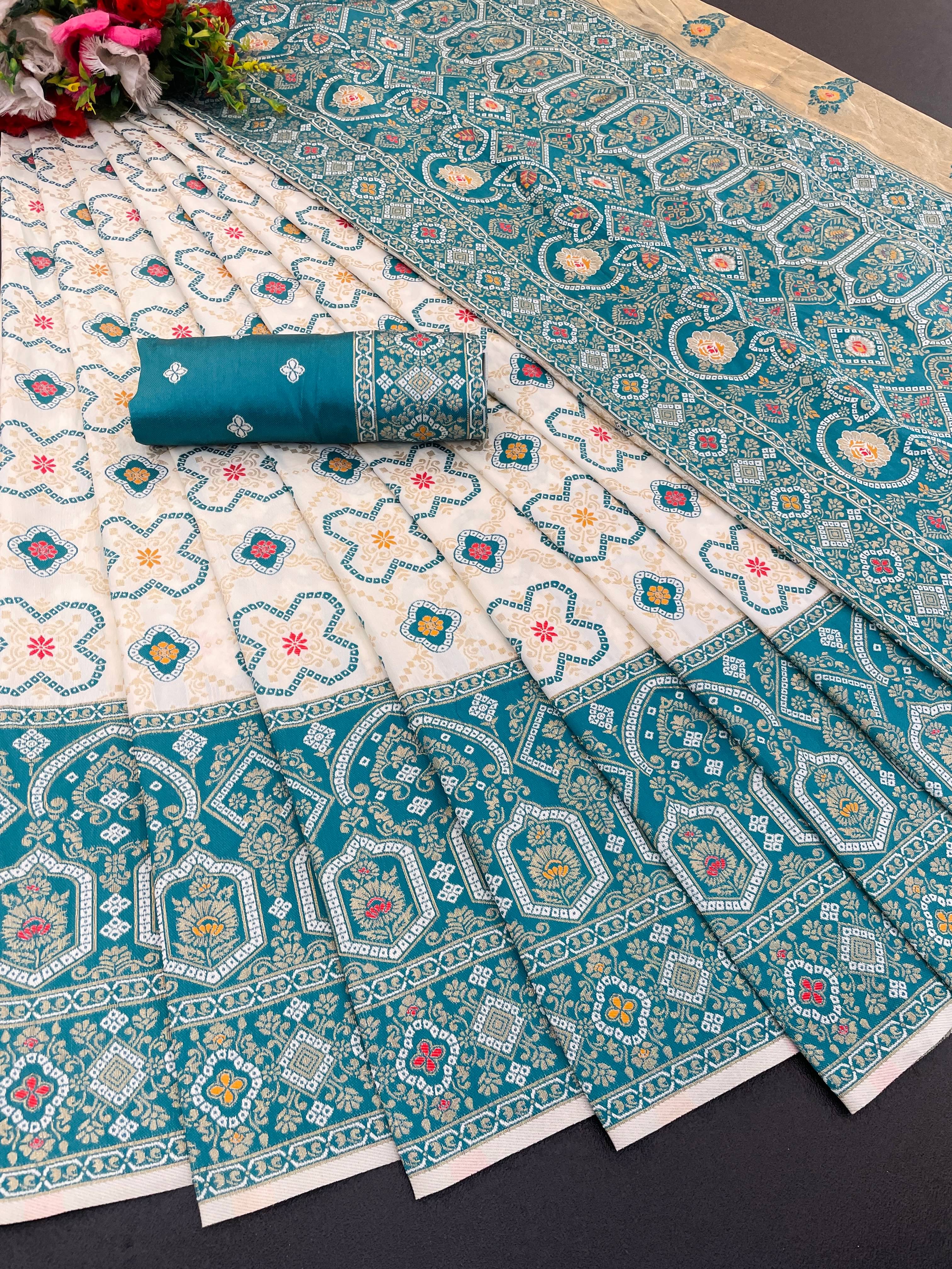     			SHIRODHARI Silk Blend Printed Ilkal Saree With Unstitched Blouse Piece ( Teal )