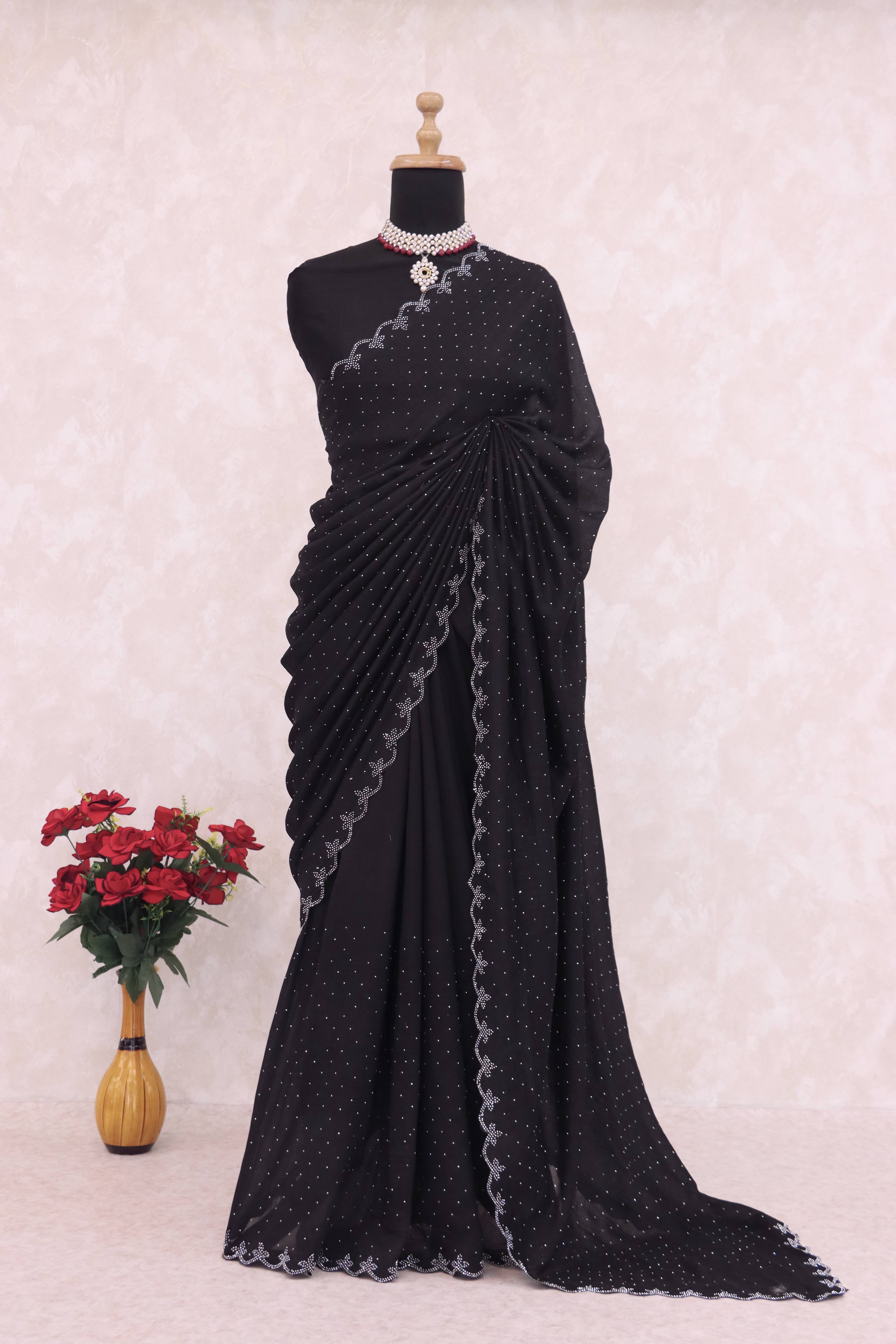 SHIRODHARI Silk Blend Solid Ilkal Saree With Unstitched Blouse Piece ( Black ) SHIRODHARI Silk Blend Solid Ilkal Saree With Unstitched Blouse Piece ( Black )
