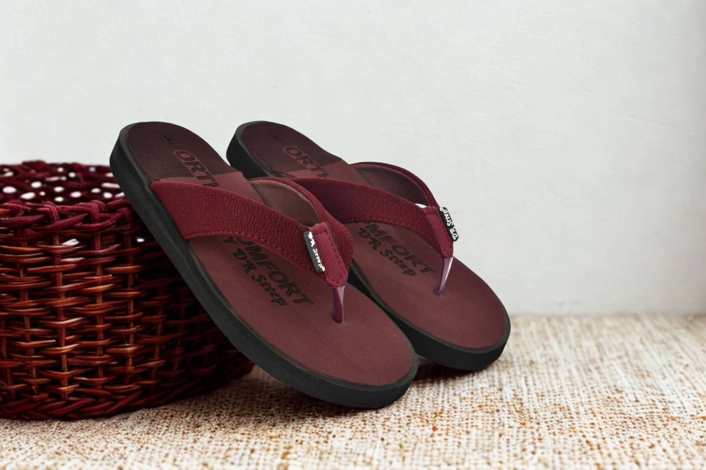     			DR Sttep Maroon Women's Daily Slipper