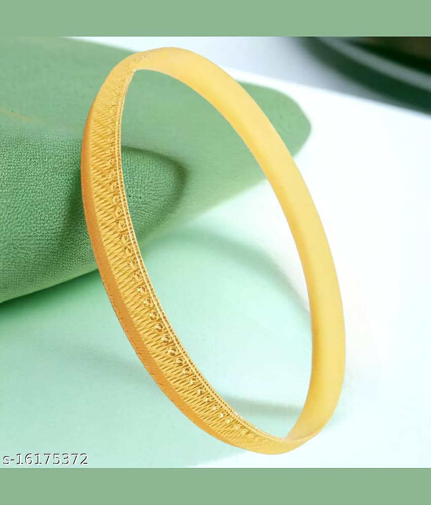 RANEM Gold Kada ( Pack of 1 ) - Bangles & Bracelets | Buy online on ZillyBuy