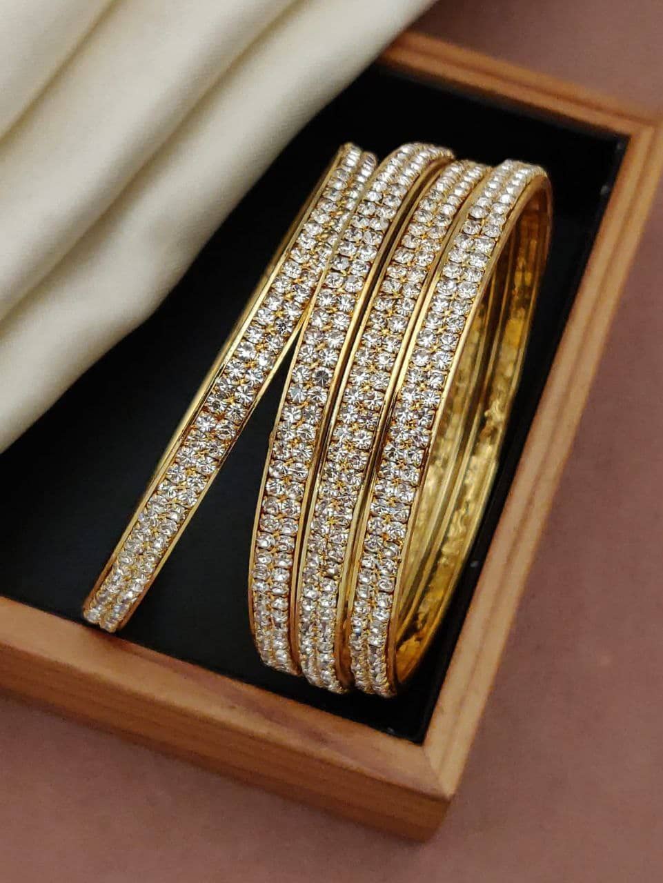 Shivay Fashion Gold Bangle ( Pack of 1 ) - Bangles & Bracelets | Buy online on ZillyBuy