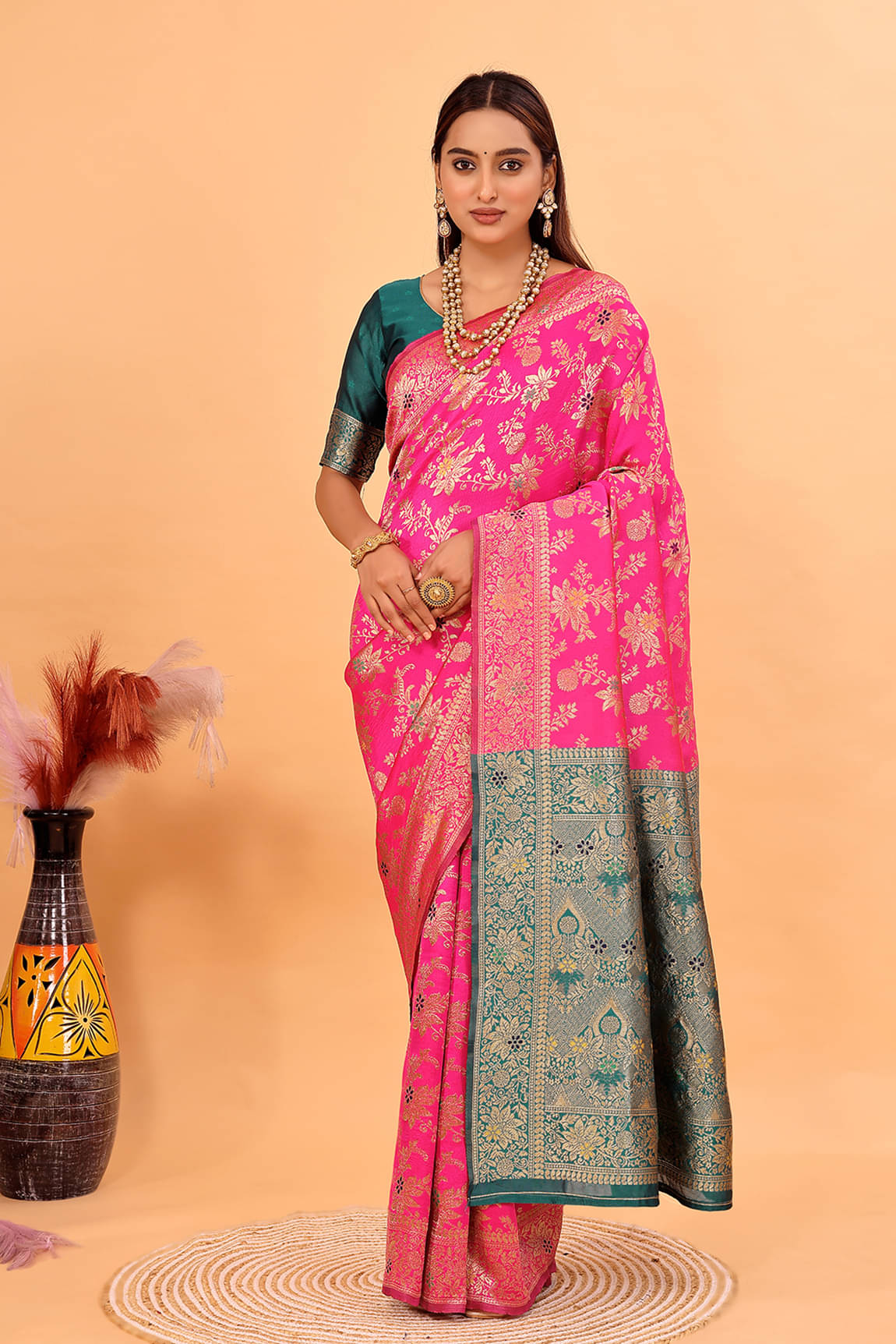 Vkaran Art Silk Solid Saree With Unstitched Blouse Piece ( Pink ) Vkaran Art Silk Solid Saree With Unstitched Blouse Piece ( Pink )